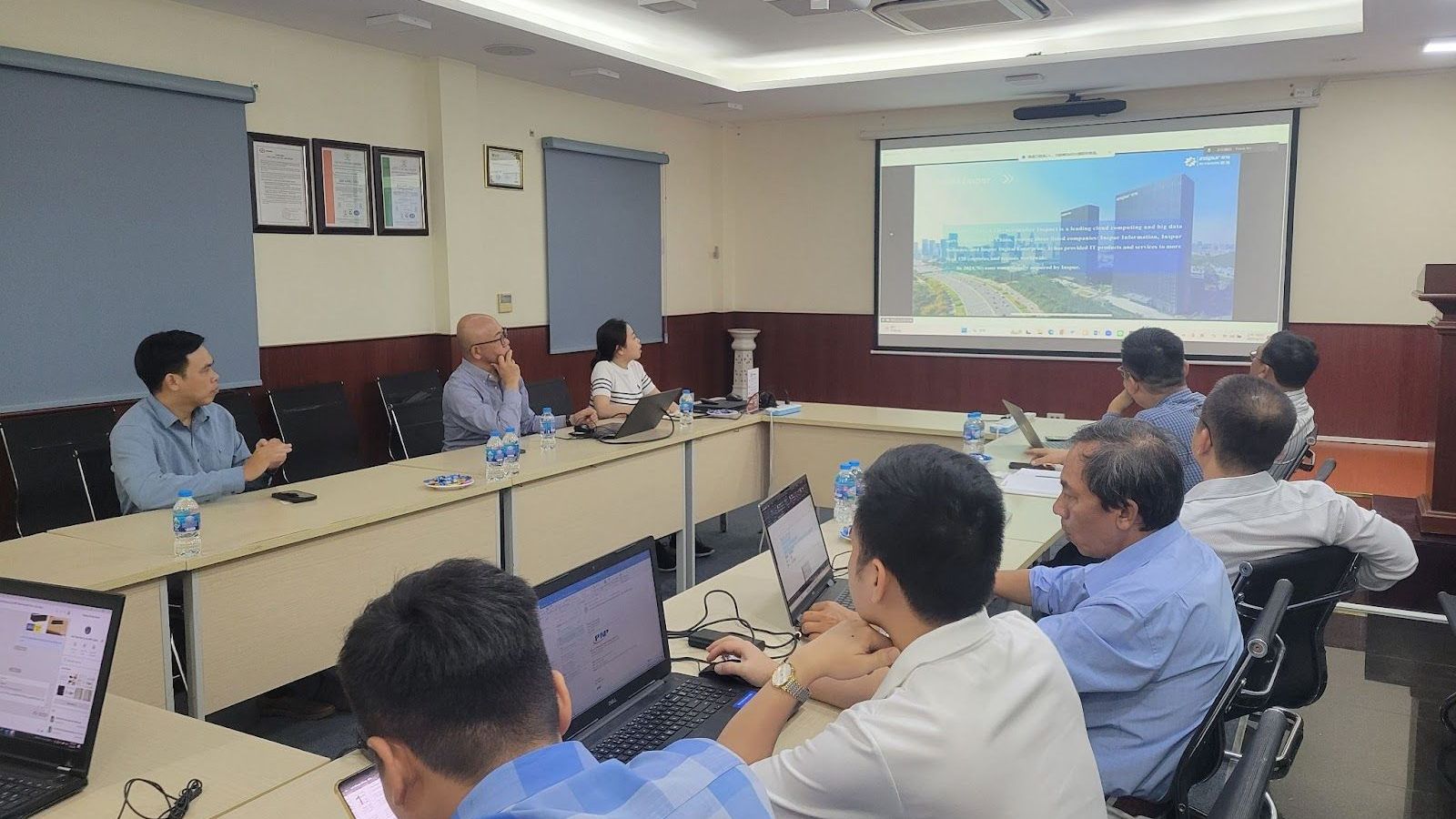 TECHGEL HỢP TÁC CHIẾN LƯỢC CÙNG INSPUR GROUP – TĂNG CƯỜNG NĂNG LỰC HẠ TẦNG CÔNG NGHỆ TẠI VIỆT NAM